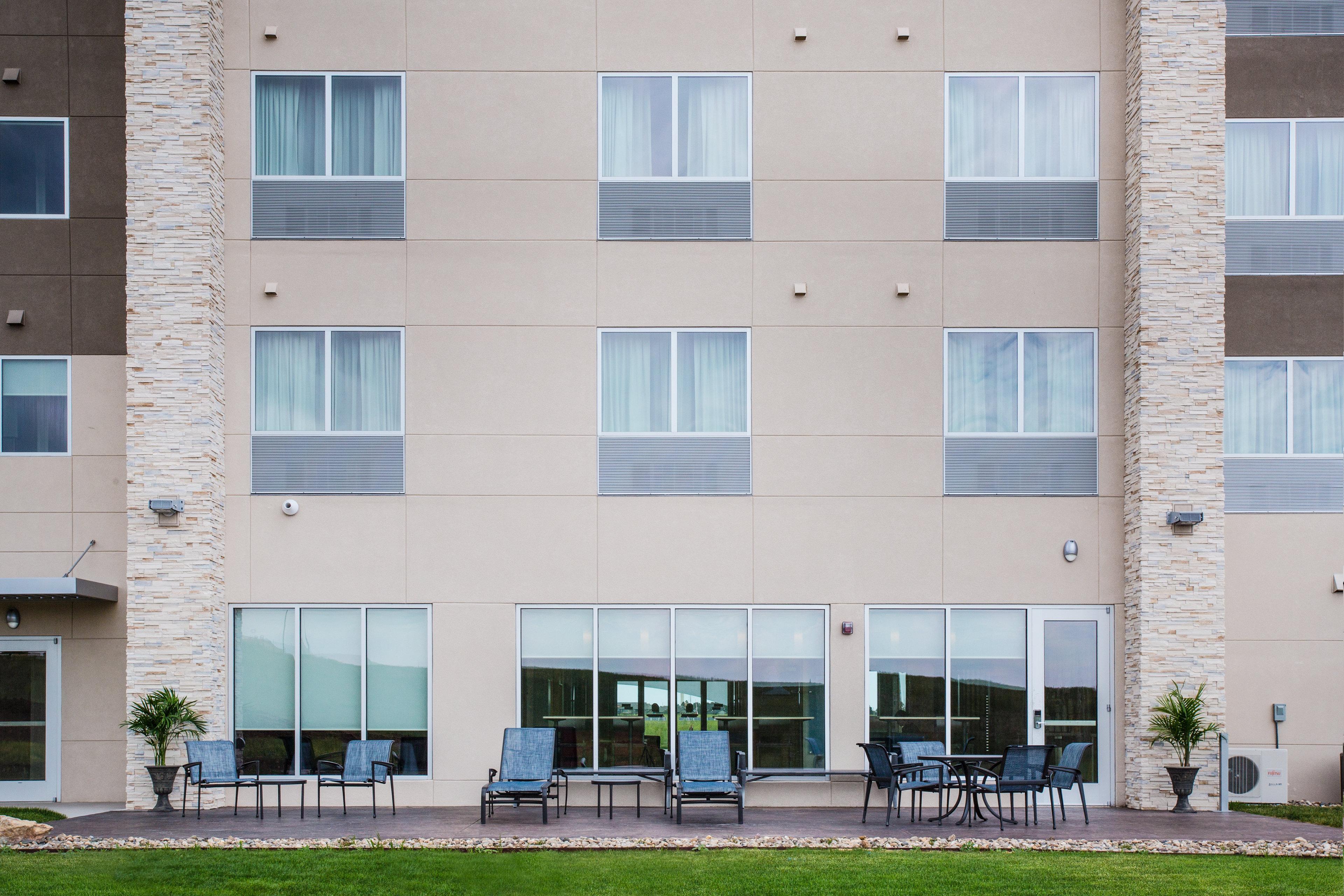Holiday Inn Express & Suites - Rapid City - Rushmore South By Ihg Екстериор снимка