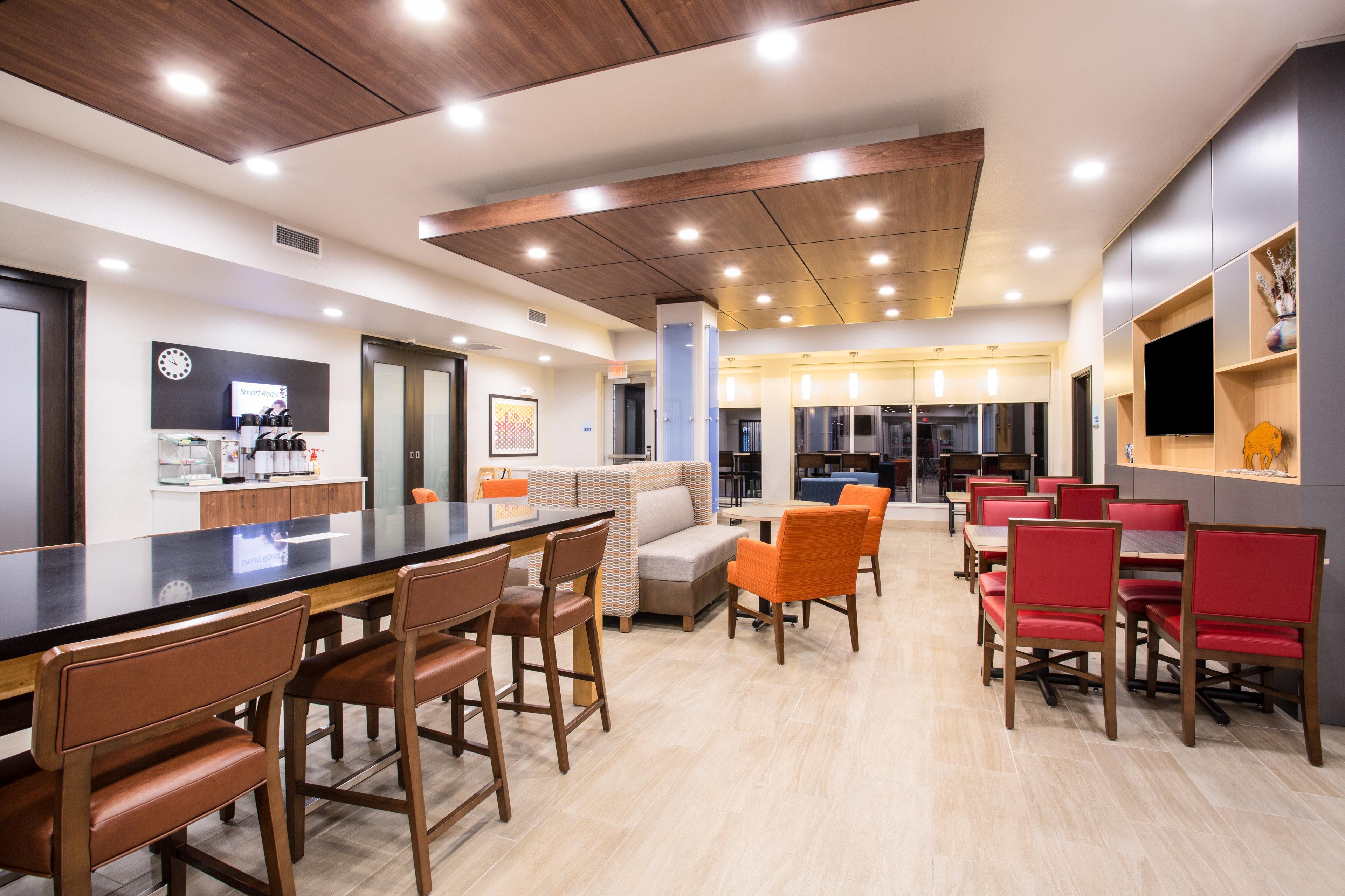 Holiday Inn Express & Suites - Rapid City - Rushmore South By Ihg Екстериор снимка