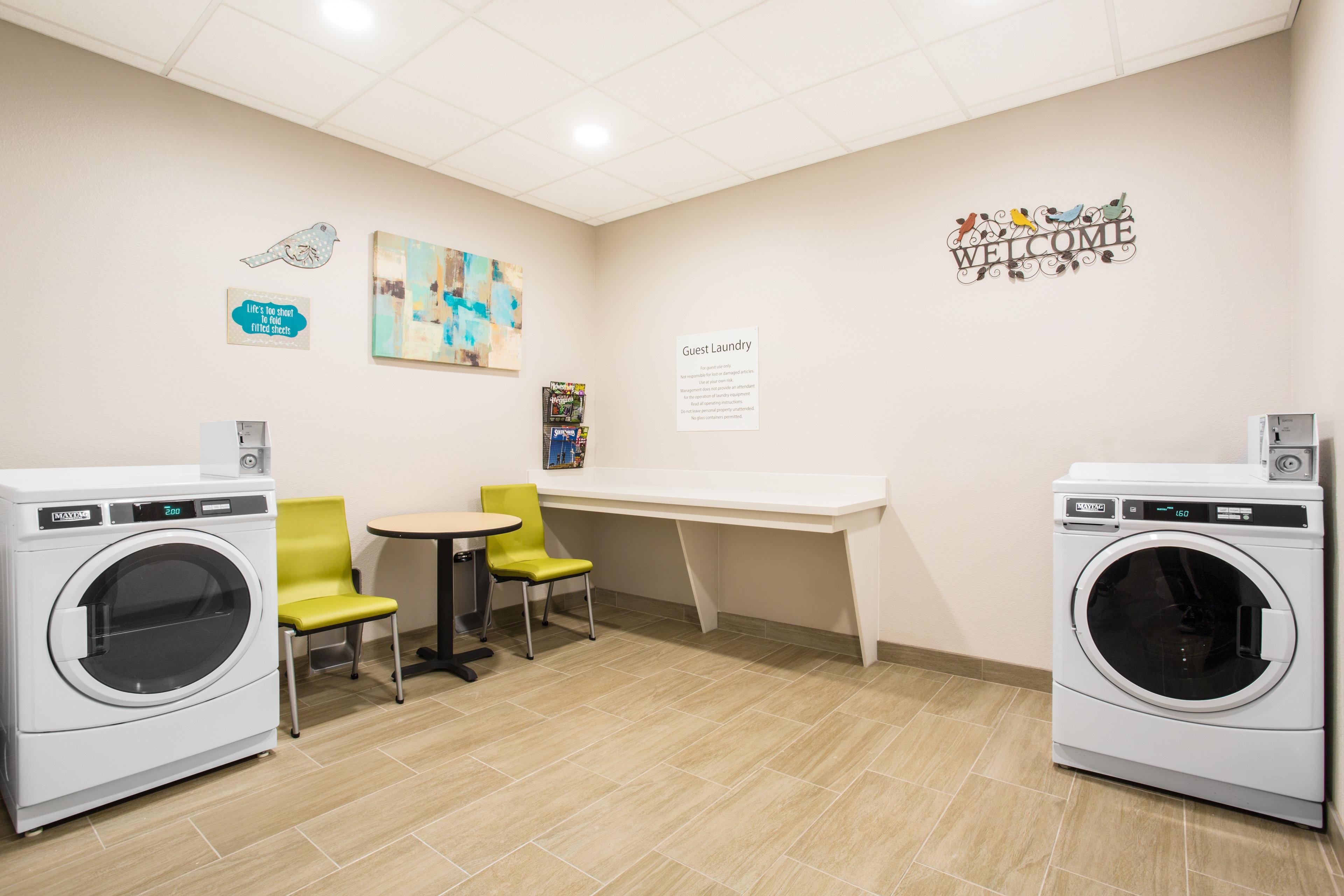 Holiday Inn Express & Suites - Rapid City - Rushmore South By Ihg Екстериор снимка