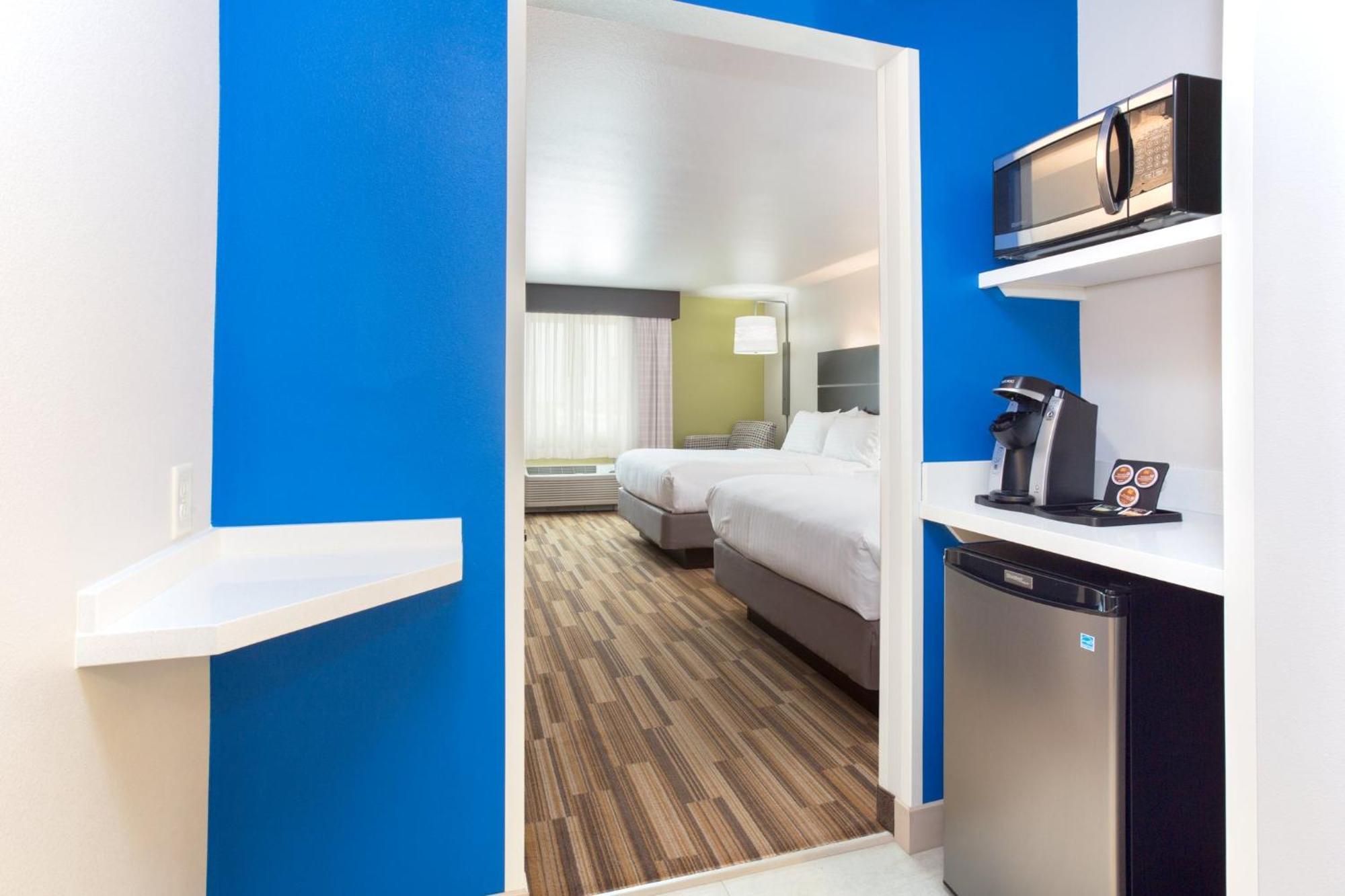 Holiday Inn Express & Suites - Rapid City - Rushmore South By Ihg Екстериор снимка